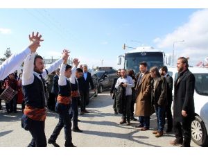 Diriliş Ertuğrul Ekibine Erzurum’da Sevgi Seli