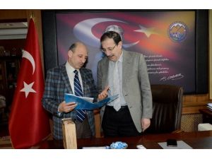 Ege Bölgesi Erzurum Dernekler Birliği Federasyonu Başkan Bulutlar’ı Ziyaret Etti