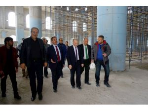 Vali ve Belediye Başkanı Nevşehir Külliyesi'ni gezdi