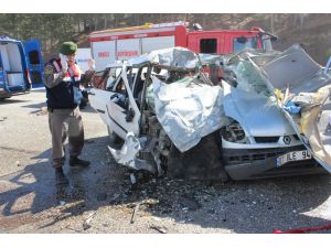 Denizli'de trafik kazası: 4 ölü