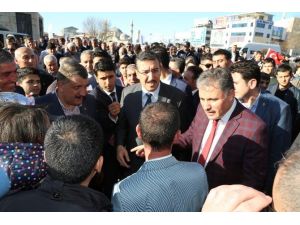 Malatya’da Bayrak Yürüyüşüne, Gümrük Ve Ticaret Bakanı Tüfenkci De Katıldı