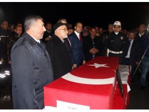 Şehit Polis Alagöz’ün Cenazesi Iğdır’a Getirildi