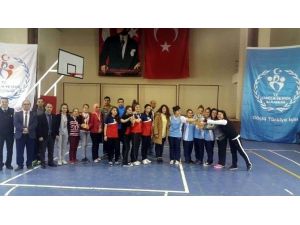 Kilis Genç Kızlarda Dart İl Şampiyonası