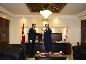 Türkiye Bilimler Akademisi Üyesi Ve Türkiye Sağlık Enstitüleri Başkanı Prof. Dr. H. Fahrettin Keleştemur BEÜ’ye Ziyaret Gerçekleştirdi
