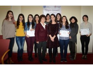 ESOGÜ’de “Girişimci Kadınlarız” Sertifika Programı