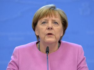 Merkel: Türkiye ne kadar takdir edilse azdır