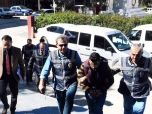 Şehit Polisin Mevlidi İçin Toplanan Parayı Çalan Hırsızlar Yakalandı