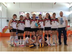 Nehü Bayan Voleybol Türkiye Şampiyonasına Katılmaya Hak Kazandı