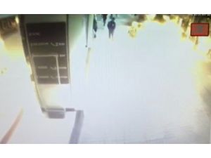 İstiklal Caddesi’ndeki Patlama Anı Kamerada