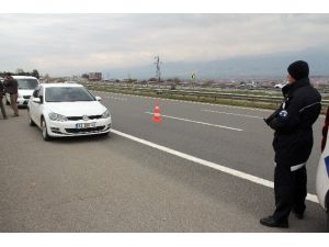 Bolu TEM’de Şüpheli Araç, Polisi Alarma Geçirdi