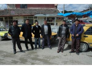 Hanönü’de Taksici Esnafı Belediyeden Durak İstiyor