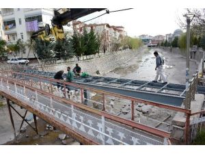 Aksaray Belediyesi Yeni Köprüler Yapıyor