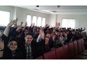 Söke’de TEOG Sınavı Öncesi Öğrencilere Motivasyon Semineri