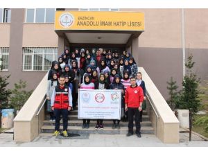 Erzincan’da Gençlere Temel Afet Bilinci Seminerleri Veriliyor