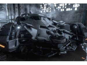 Batman'ın 2 milyon dolarlık aracını sigortaladı