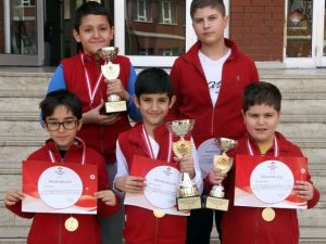 Özel Sanko Okulları 3 Kupa Ve 5 Madalya Kazandı