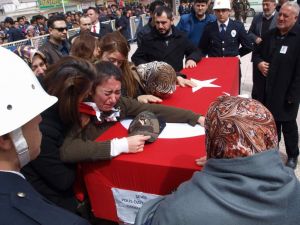 Yozgatlı şehit polisin cenazesine Cumhurbaşkanı Erdoğan da katıldı
