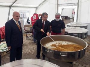 Türkiye Diyanet Vakfı’ndan Sınır Ötesine Gıda Yardımı