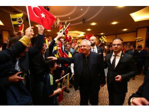 Fenerbahçeliler, 'Hedef 1 Milyon Üye' organizasyonunda bir araya geldi