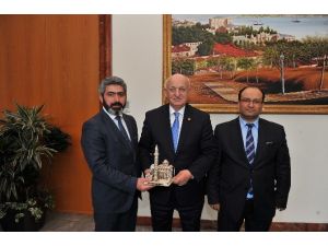 Birlik Vakfı Kars Şube Başkanı Turhan’dan Meclis Başkanına Ziyaret