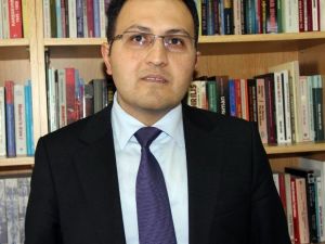 ERÜ Edebiyat Fakültesi Tarih Bölümü Öğretim Üyesi Doç. Dr. Serdar Sakin: