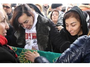 Mezdeke Dans Grubu Üyesi Aynur Kanbur Son Yolculuğuna Uğurlandı