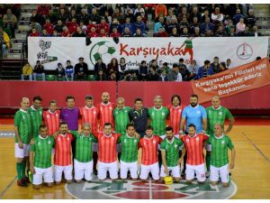 Futbolun yıldızları Karşıyaka'da