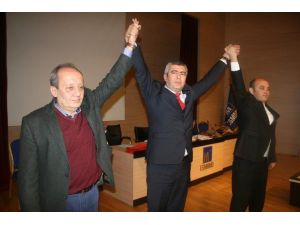 Eskişehir Emirdağlılar Vakfı Başkanı Murat Kahya Oldu