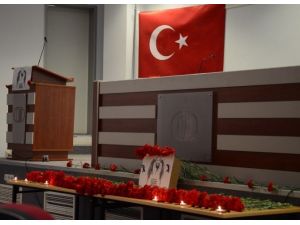Ankara’daki Terör Saldırısında Hayatını Kaybedenler ESOGÜ’de Anıldı