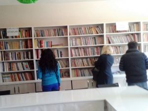 Didim Şehit Soner Turan Ortaokulu’na Kütüphane Kazandırıldı