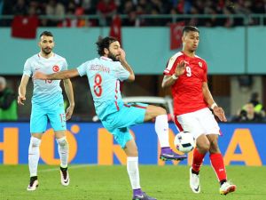 Türkiye, Viyana'dan da 2-1'lik zaferle dönüyor