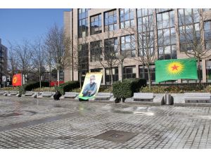 Tartışmalı PKK çadırı Brüksel’de tekrar kuruldu