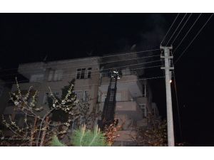 Elektrikli Battaniyeden Çıkan Yangın Korkuttu