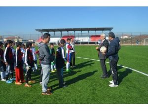Kula’da Okullar Arası Futbol Turnuvası Devam Ediyor