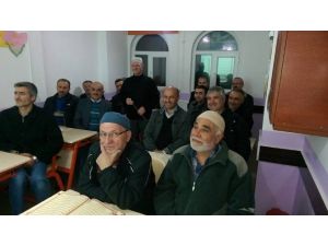 Ertuğrul Gazi Camii’deki Gece Açılan Kur’an Öğrenme Kursu Tamamlandı