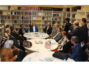 Başkan Altay Yazarlar Birliği İle Bir Araya Geldi