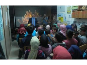 Öğrenciler "Çanakkale Geçilmez"i İzledi