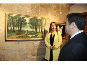 Ressamların Kayseri için hazırladıkları resimlerin sergisi açıldı