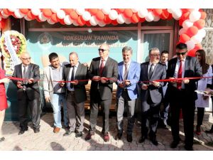 Turgutlu’da ihtiyaç sahibi vatandaşlar için gıda bankası açıldı