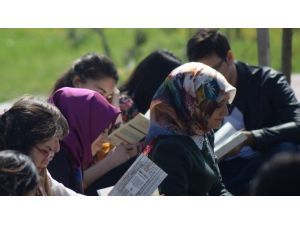 Bandırma Onyedi Eylül Üniversitesi “Kitabını Al Gel” Etkinliği Düzenledi