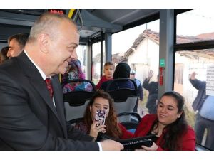 Başkan Ergün Açılışa Otobüsle Gitti