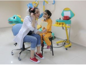 Diş Hekimliği Öğrencilerinden Çocuklar İçin Proje