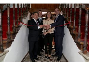 Lefkoşa'da Osmanlı Medeniyetler Kütüphanesi açıldı