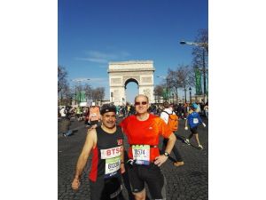Bursalı İşadamından Paris Maratonu’nda Büyük Başarı