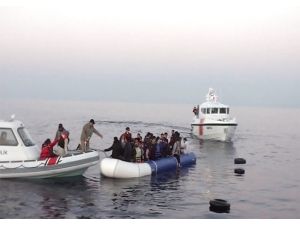 Ege Denizinde Nisan Ayında 247 Göçmen Yakalandı