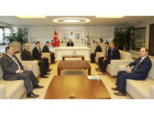 5 Yeni Mahalle Muhtarı Şahinbey Belediye Başkanı Mehmet Tahmazoğlu’nu Ziyaret Etti