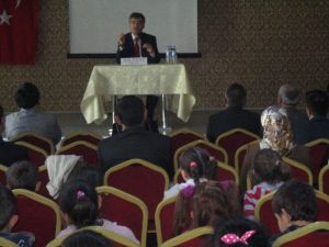 Yozgat’ta Hoca Ahmet Yesevi Konferansı Düzenlendi