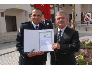 Fethiye’de Başarılı Polisler Ödüllendirildi