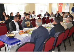 CHP Arguvan İlçe Örgütü Kahvaltıda Bir Araya Geldi