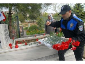 Polis Haftasında Şehit Polisler Unutulmadı